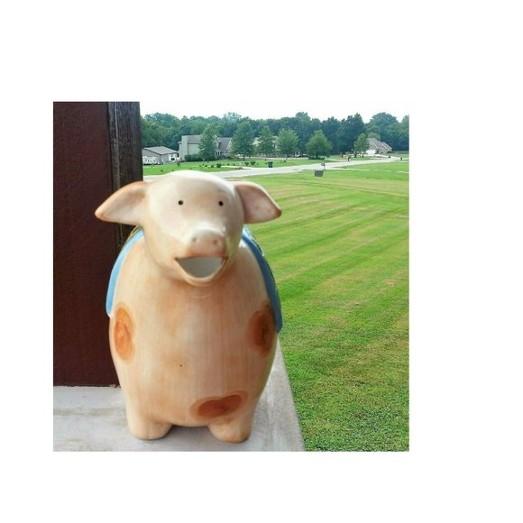 NWOT Whimsical Ceramic Cow Milk Pitcher Large 2.25 Quart 8 1/2" x 10" - Picture 2 of 4